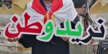 اغتيال الناشط المدني ايهاب الوزني امام داره في كربلاء .