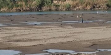 تحذيرات من حصول كارثة بسبب السياسة التركية .