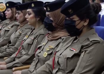 بالصور || الدفاع تحتفل بتخرج كوكبة من ضباط العنصر النسوي للدورة 12
