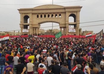 مركز محلي : يتوقع بقاء معتصمي البصرة في الشوارع