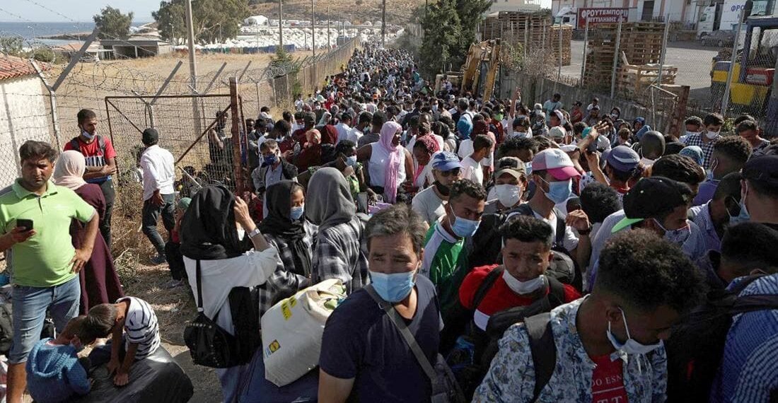 لاجئون عراقيون يقودون تمرداً بمخيم في ليتوانيا