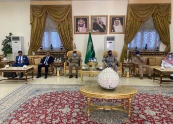 للمرة الثانية خلال أيام .. وفد امني حكومي يصل السعودية