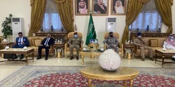 للمرة الثانية خلال أيام .. وفد امني حكومي يصل السعودية