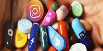 في اليوم العالمي لمواقع التواصل الاجتماعي .. تعرف على أي الشخصيات هو أنت ؟