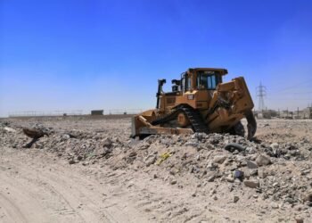 كربلاء : القسم البلدي السادس .. حملات عمل موسعة لتنظيف الأحياء السكنية