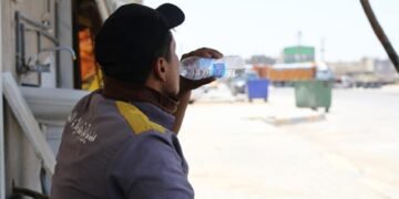 متطوعون يطلقون تحدي لمديرية بلدية كربلاء