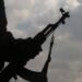 قطعة ارض تتسبب بنزاع مسلح راح ضحيته شخص و اصابة اخر