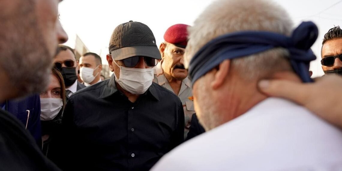 بالفيديو .. ستكون عبرة لكل متجاوز .. هكذا واجهه الكاظمي قاتل عبير