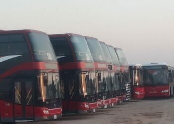 تأمين عملية نقل زائري كربلاء على محوري الحلة وبغداد