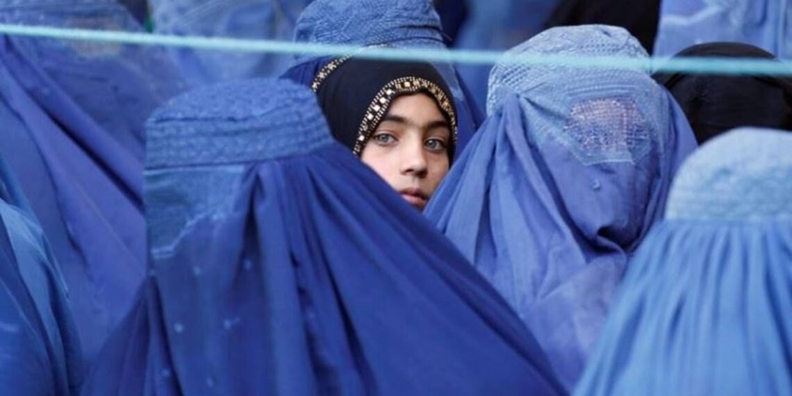 الغاء وزارة المرأة في افغانستان واستبدالها بوزارة الامر بالمعروف والنهي عن المنكر