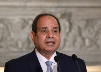 السيسي يصدر قرارا جمهوريا يسمح لوزير مصري بالزواج من مغربية