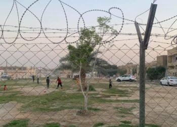 كربلائيون يناشدون الحكومة المحلية لإعادة تأهيل احدى حدائق حي العامل