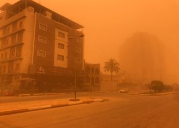 صحة كربلاء تعلن حصيلة حالات الاختناق جرّاء موجة الغبار