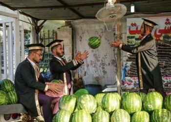 “فض غشاء البطالة” التعليم والتوظيف في العراق: بين حاجة الشباب إلى الشهادة وضياع الفرص الاستثمارية