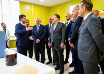 السوداني: المصانع التي افتتحت في بابل توفر اكثر من (٤) الاف فرصة عمل