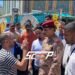 يلتقي المواطنين عند باب القبلة.. عبد الامير يارالله في كربلاء