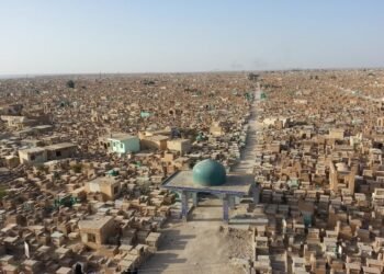 ثأر عشائري داخل مقبرة وادي السلام.. 10 رصاصات برأس “ميساني” في الفتحة الثالثة