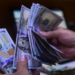 دولار بغداد يستقر عند ارتفاع طفيف مع الاغلاق