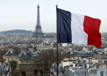مهما كان السبب.. فرنسا تمنع مواطنيها من السفر إلى إيران