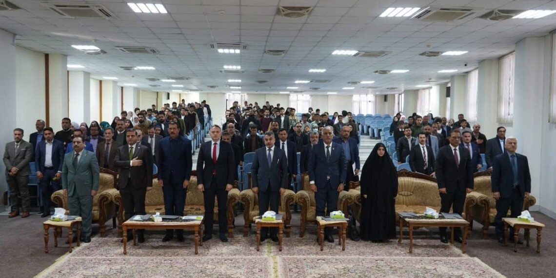 نائب يعلن رفضه راتب التقاعد النيابي ويعود إلى وظيفته في جامعة كربلاء