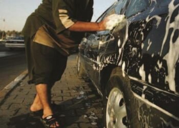 تصل لـ5 ملايين.. امانة بغداد تعلن فرض غرامات على غسل المركبات ورمي النفايات في الشوارع