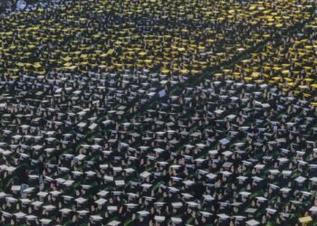 العتبة العباسية المقدسة تطلق حفل تخرج طالبات الجامعات العراقية بمشاركة 5 آلاف طالبة