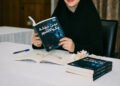 رحلة في رواية بين دجلة وكوالالمبور.. كيف صاغت بنين الجنابي حكاية سارة ونورالدين؟